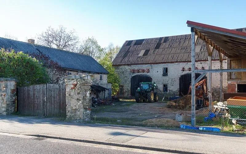 Désamiantage de toiture en fibrociment à Reims : prix et étapes